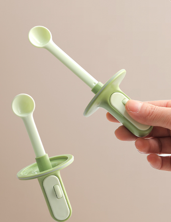 შუშის კონტეინერი კოვზით