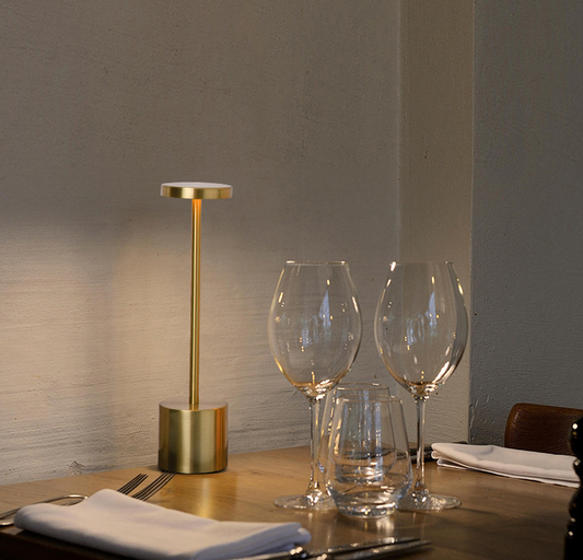 უსადენო მაგიდის სენსორული სანათი